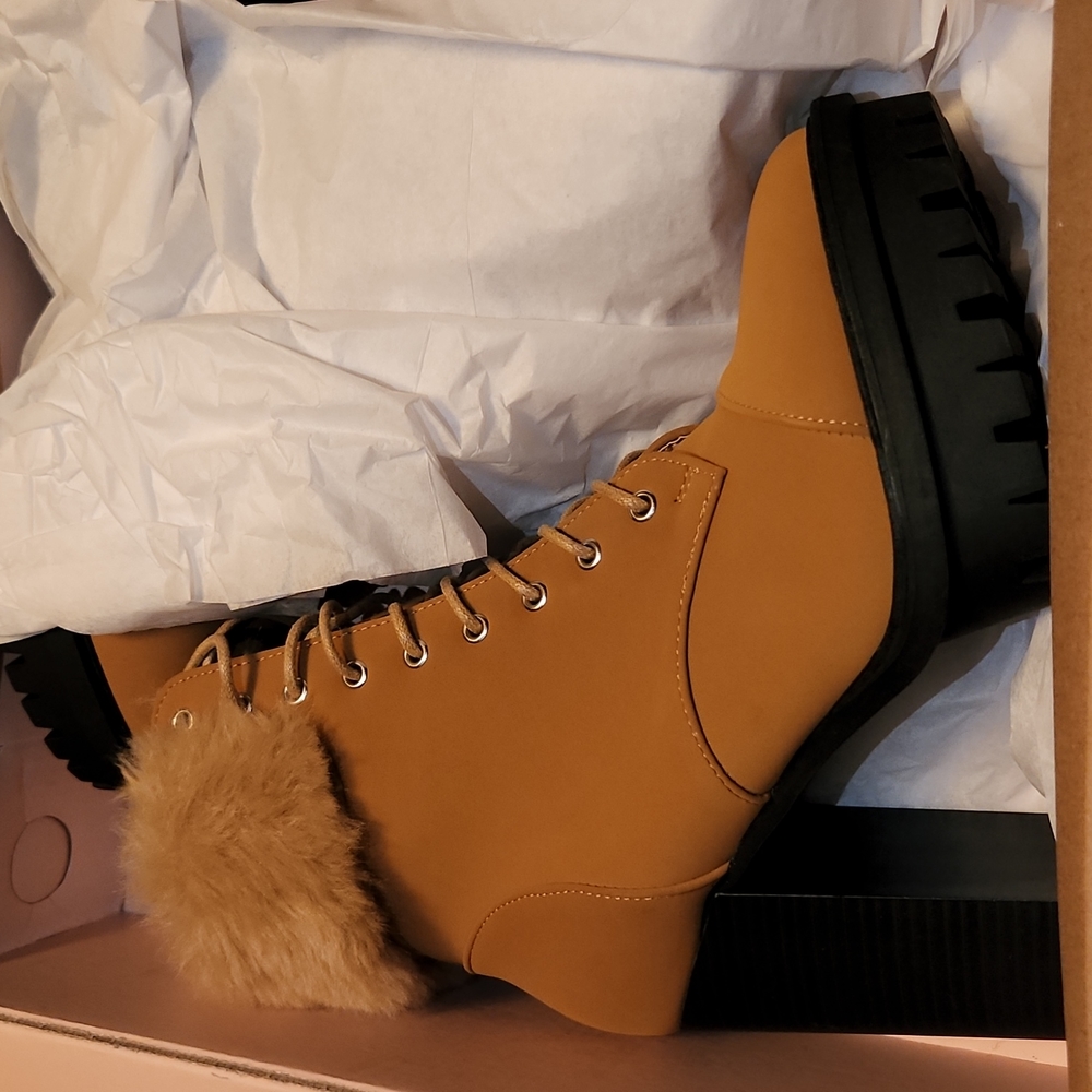 Camel  Platform Boots